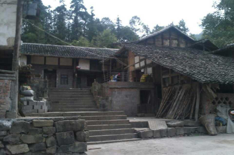 5a6d7e574d6b28eee2e39&690