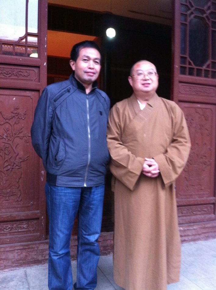 001EFHzpzy73B4IZKFMee