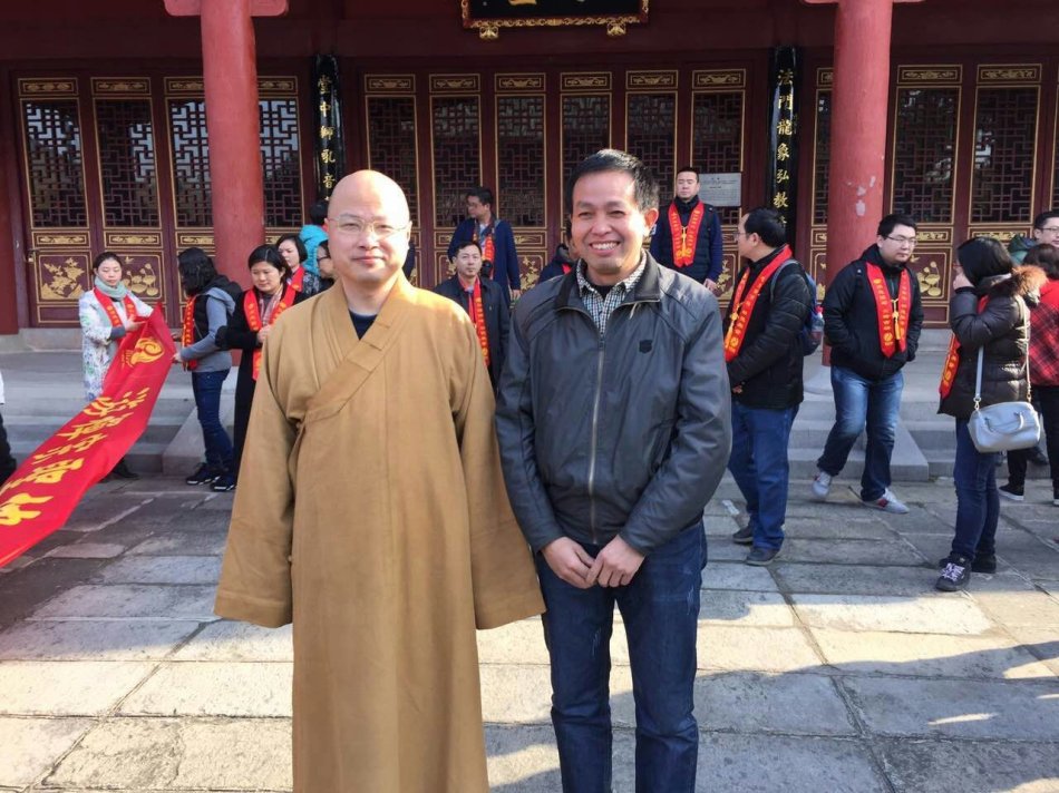 001EFHzpzy73B4J40qs58