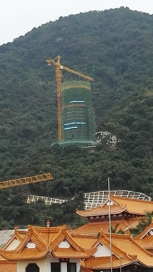 001EFHzpgy6YbBXeDlW4c