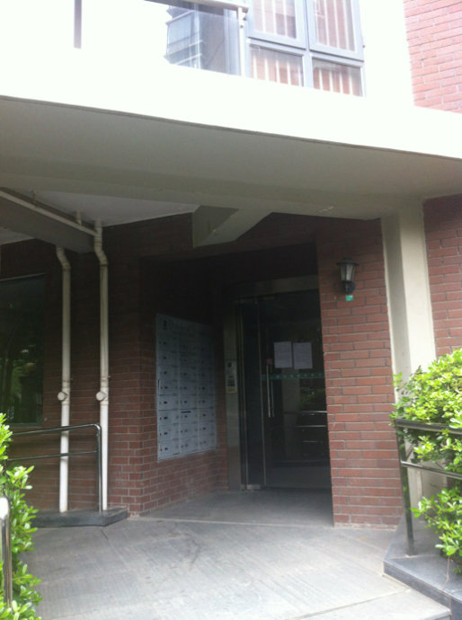 001EFHzpzy6MusLVTbLdd&690