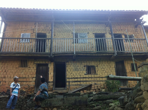 001EFHzpzy6Rzv6zL3U56&690