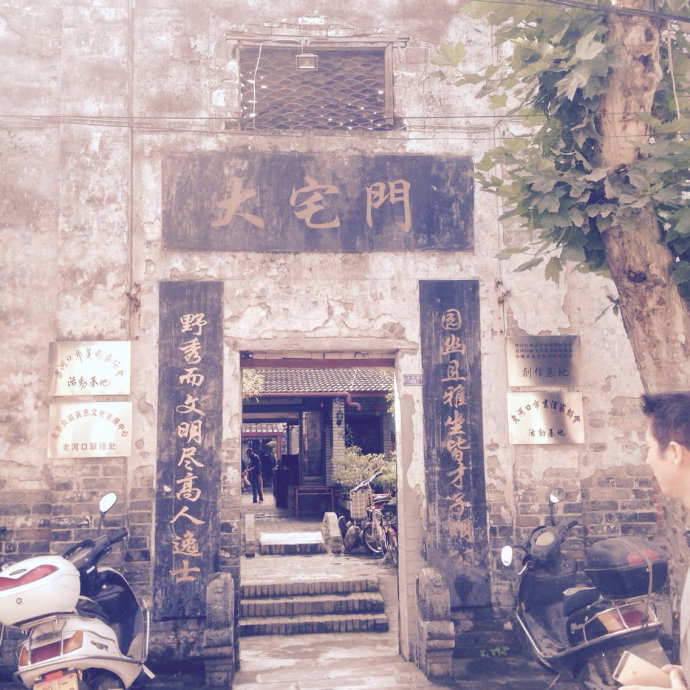 001EFHzpgy6W6VYD0Vrd1