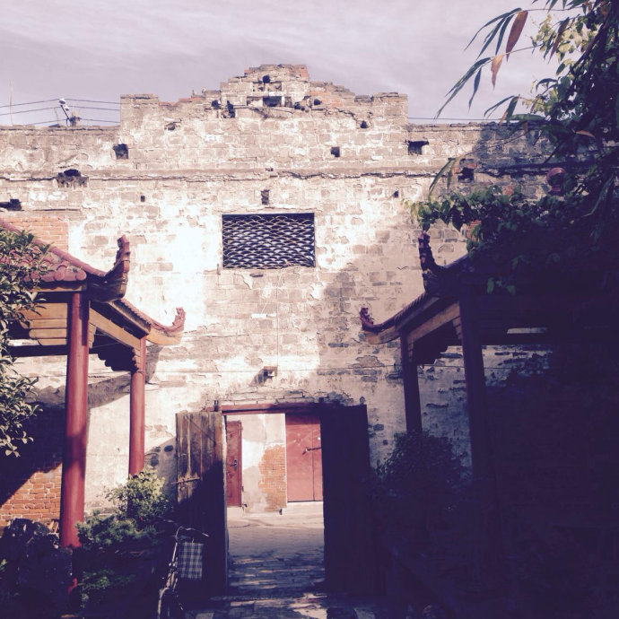 001EFHzpgy6W6VYO4JNb7