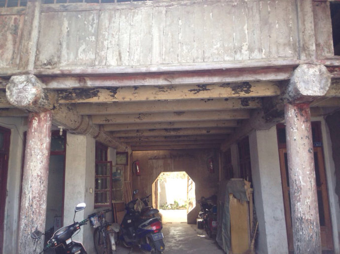 001EFHzpgy6W6W0joLa74