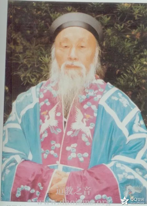 001EFHzpgy6V3QgfvgUdc&690