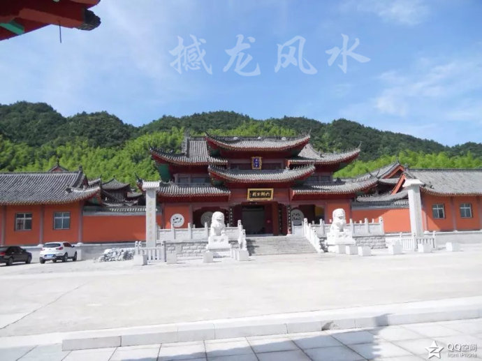 001EFHzpgy6WdSxUg8Y3c&690