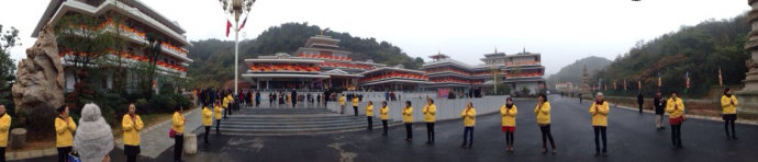 001EFHzpgy6WZuKvnUW8e