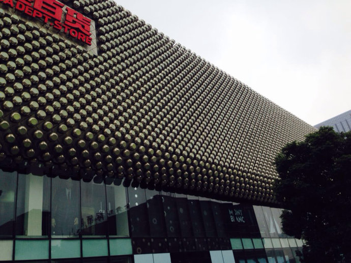 001EFHzpgy6WY8eWSgMf8