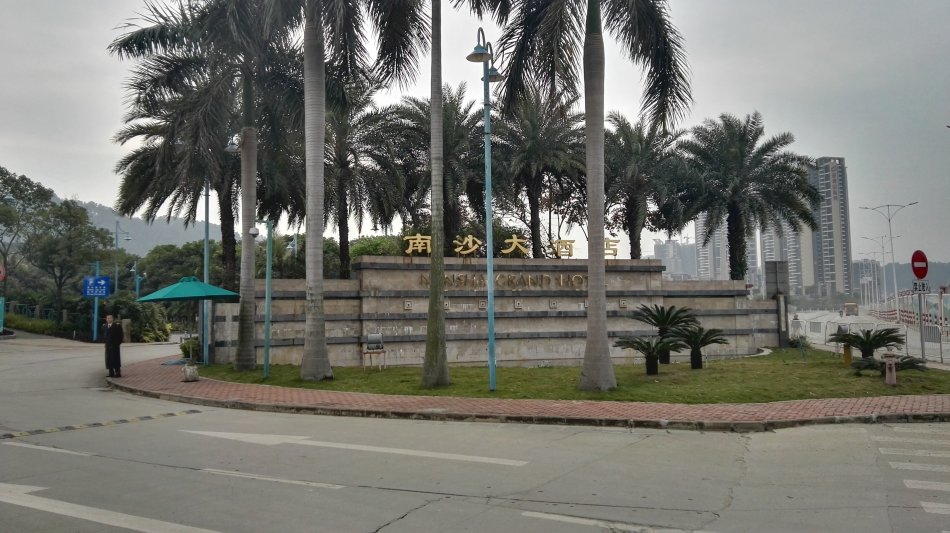 001EFHzpgy6YcUZcBFO24