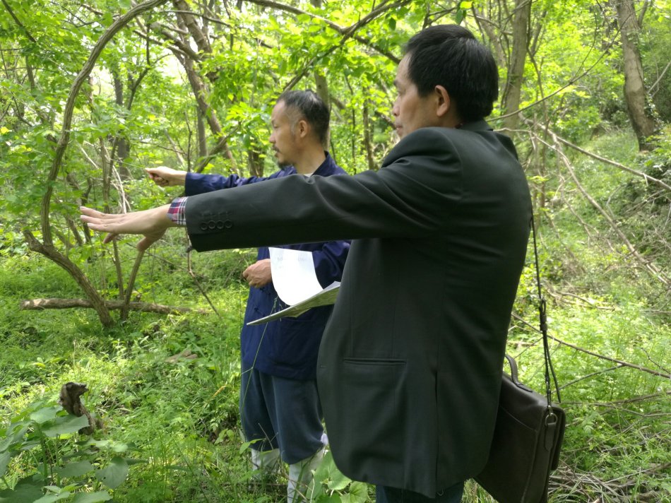 001EFHzpgy712HMJ5cm4a