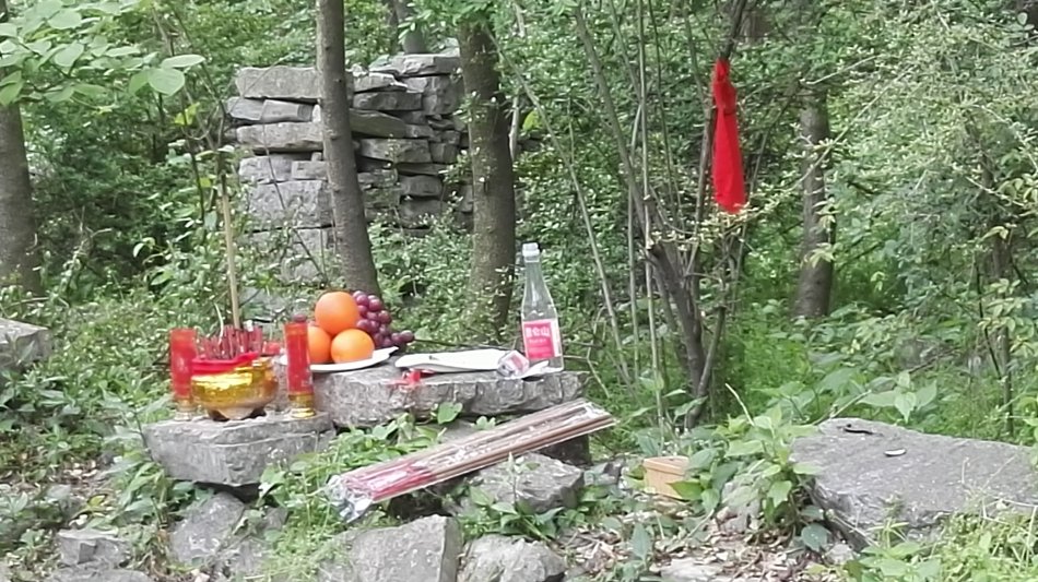 001EFHzpgy712HQIkDx63