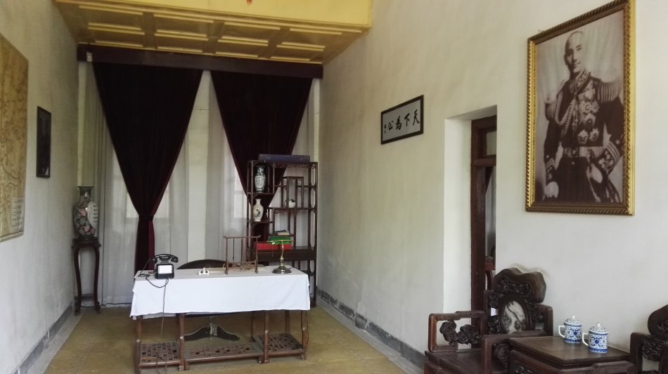 001EFHzpzy73OrMuZWMe0