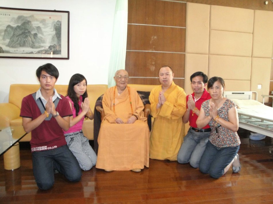 001EFHzpzy75at7cPaKd6