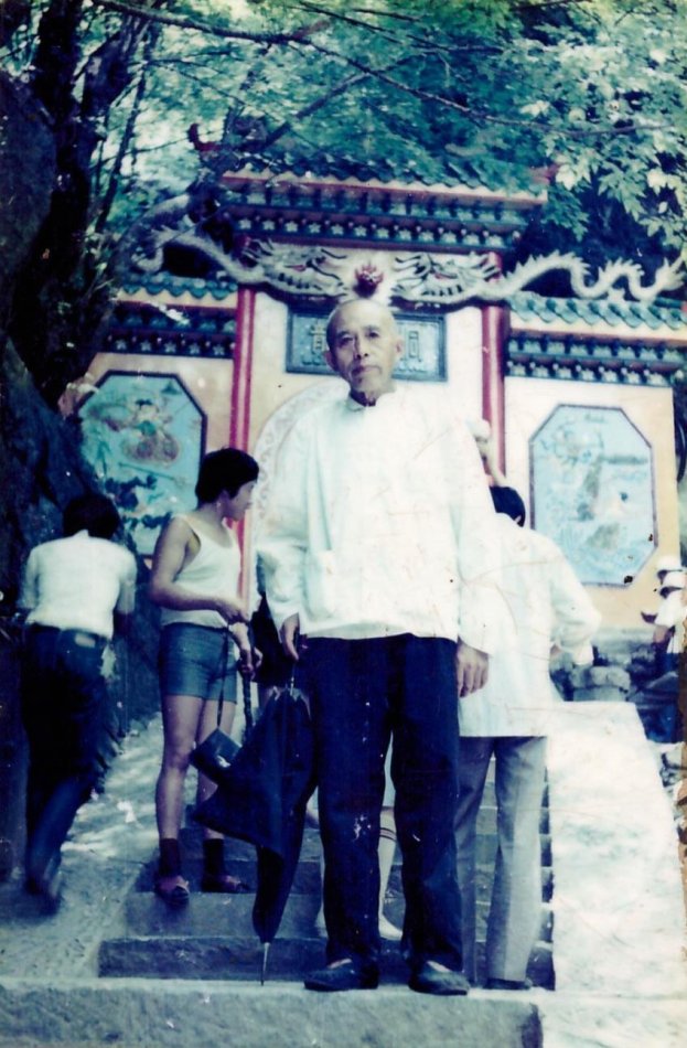 001EFHzpzy75hAUwfTf5d