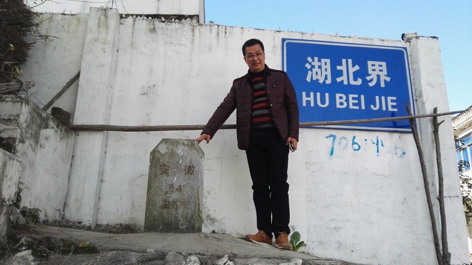 001EFHzpzy772TkzcHK10